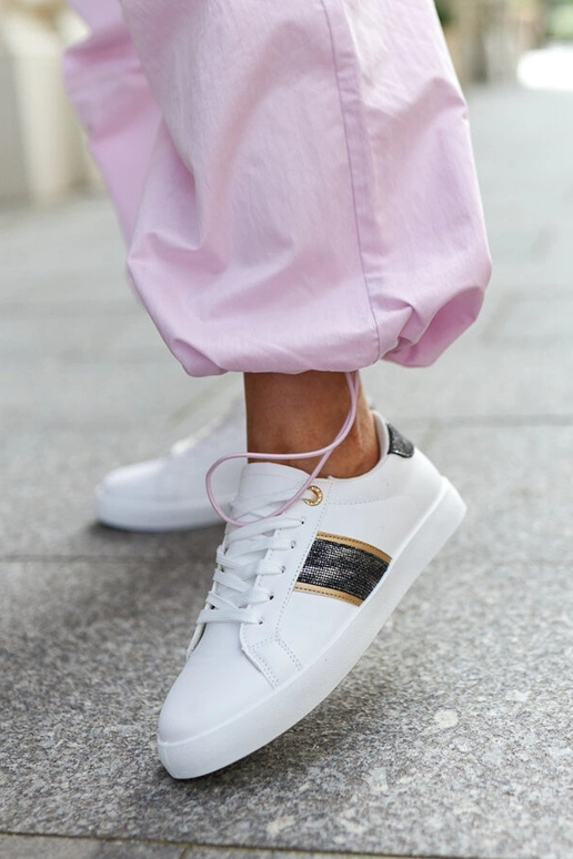 Tênis branco com tira decorativa Grada