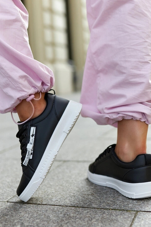 Tênis preto couro ecológico Brecht