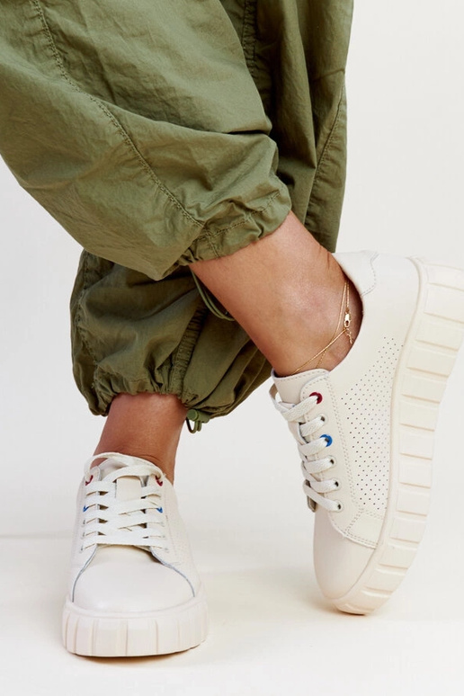 Tênis bege em couro Zvonka