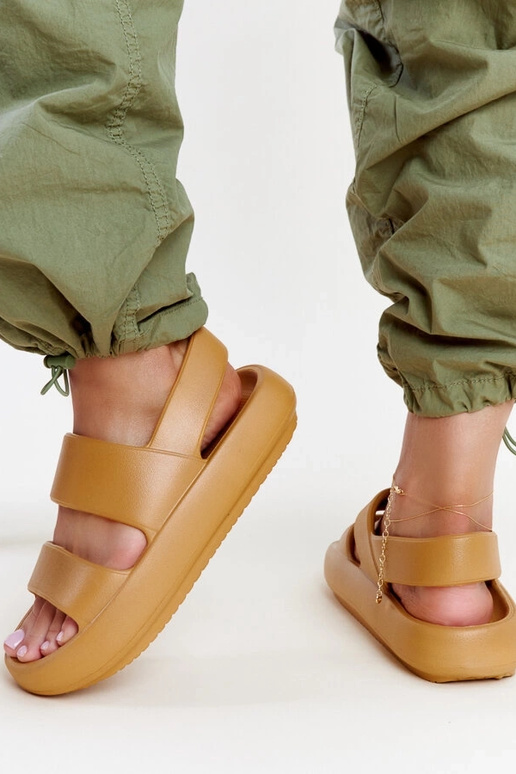 Sandálias Attiana Brown