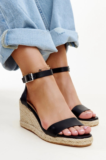 Sandálias pretas Koura Wedge 2