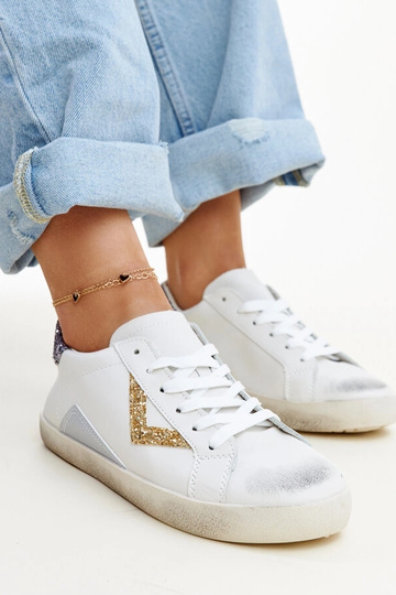 Tênis branco com efeito...