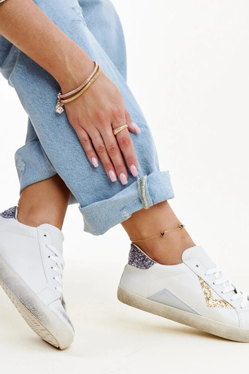 Tênis branco com efeito... 2