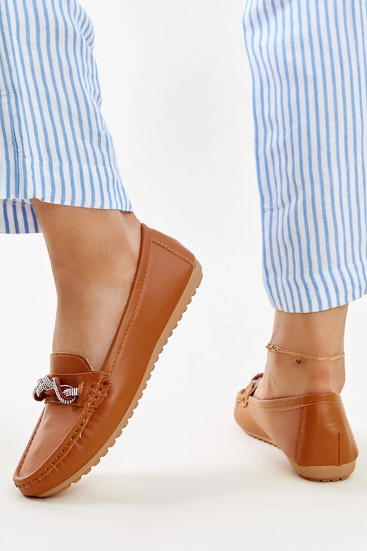 Mocassins marrons decorados com...