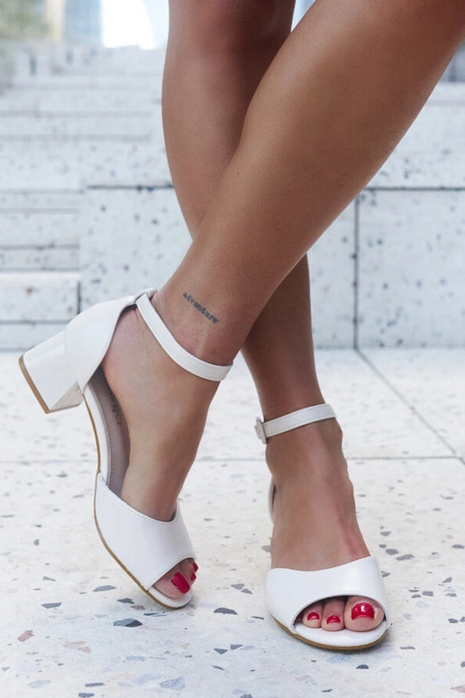 Sandálias Sirin salto bloco com...