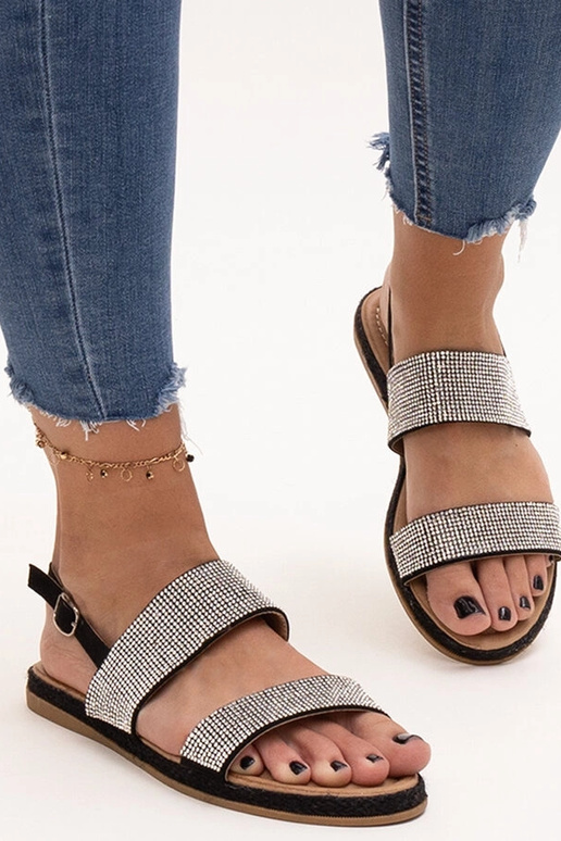 Sandálias pretas decoradas com...