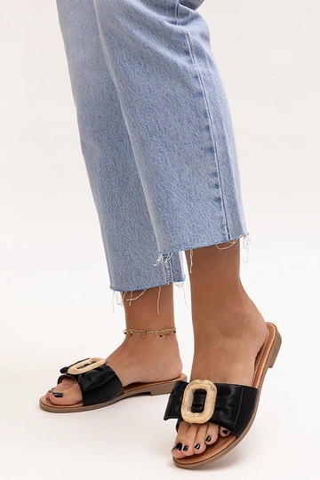 Slides de fivela Limera pretos