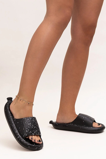Chinelo preto com tira... 2