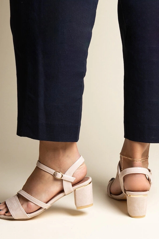 Sandálias Bege com Combinação de...