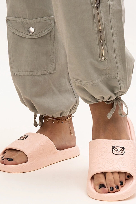 Chinelas rosas de espuma Fernada