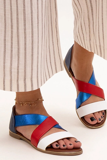 Sandálias de Salto Fechado... 2