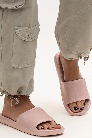 Pantufas de espuma rosa...