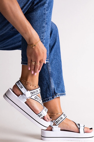 Sandália plataforma branca...