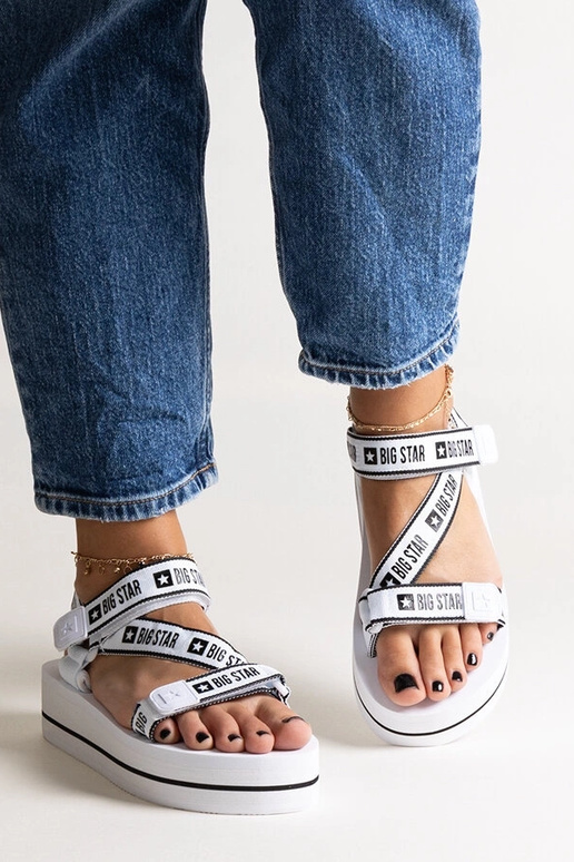 Sandália plataforma branca Big Star...