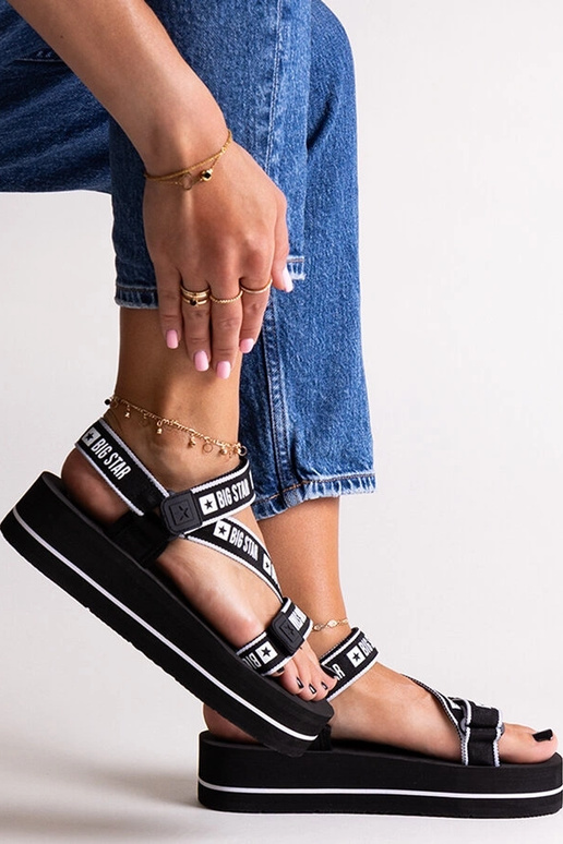 Sandália plataforma preta Big Star...