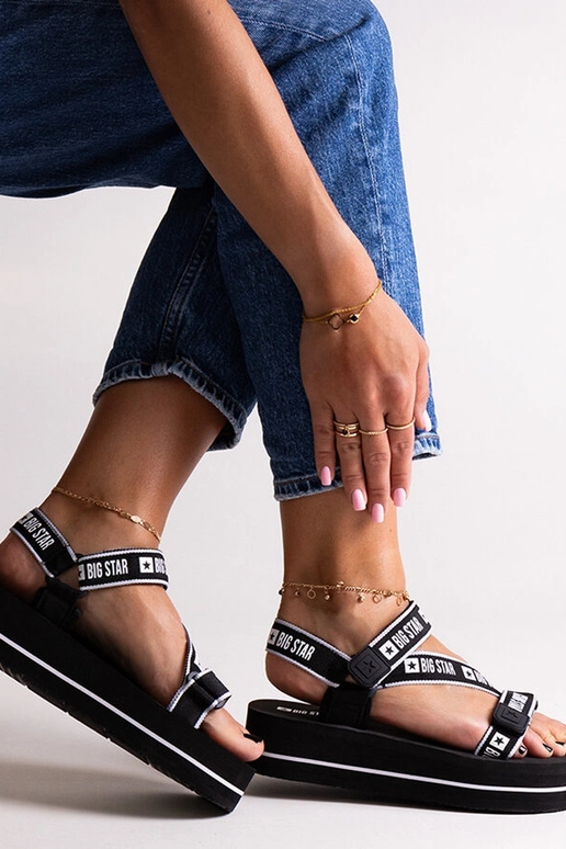 Sandália plataforma preta Big Star...