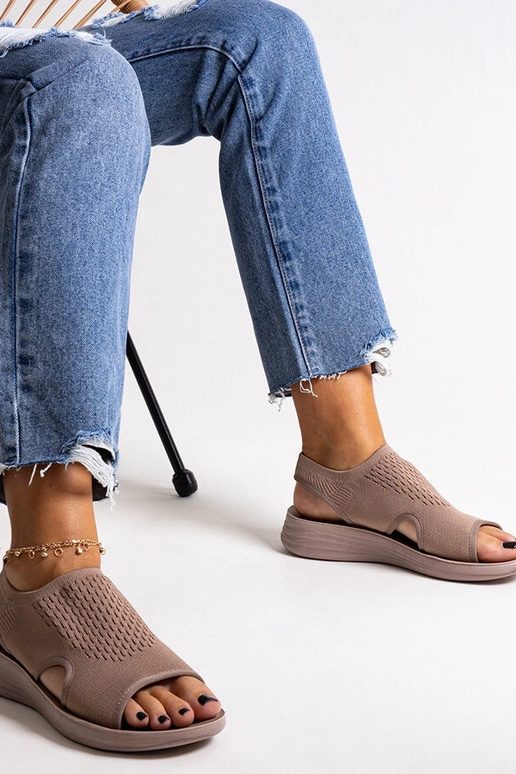 Sandália plataforma marrom Rawia