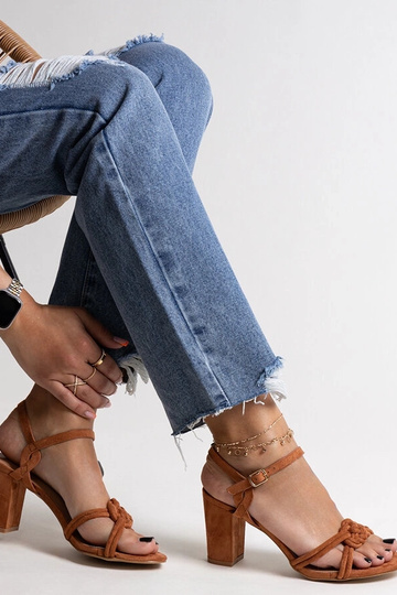 Sandálias Shama salto bloco... 2