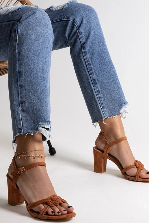 Sandálias Shama salto bloco marrom