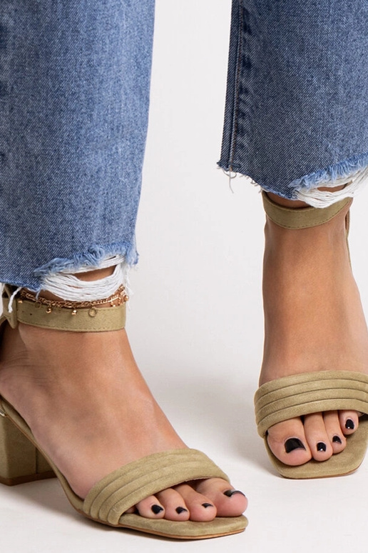 Sandálias de salto baixo Johara verde