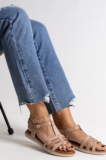 Sandálias de couro...