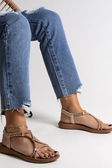 Sandálias Leilana douradas...