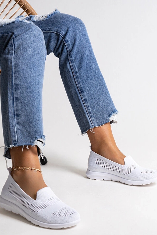 Tênis branco com solado de espuma da...