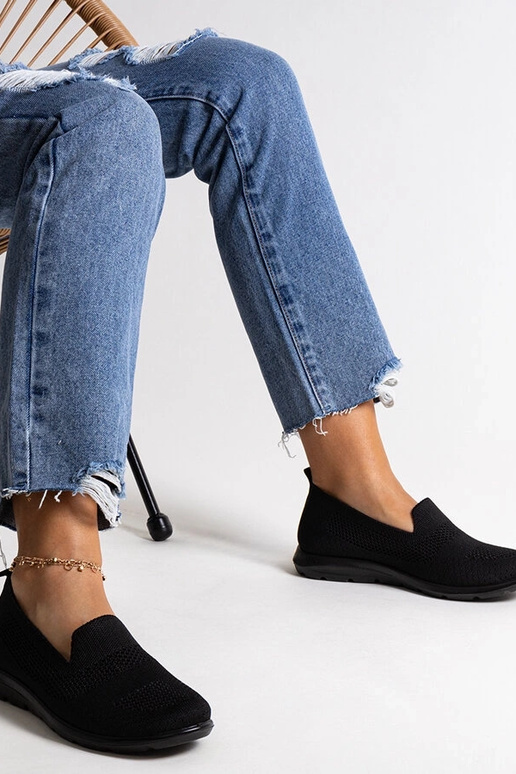 Tênis preto com solado de espuma da...