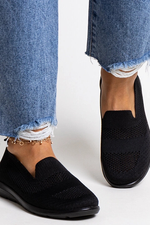 Tênis preto com solado de espuma da...