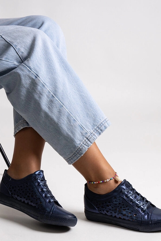 Tênis Safune azul marinho vazado