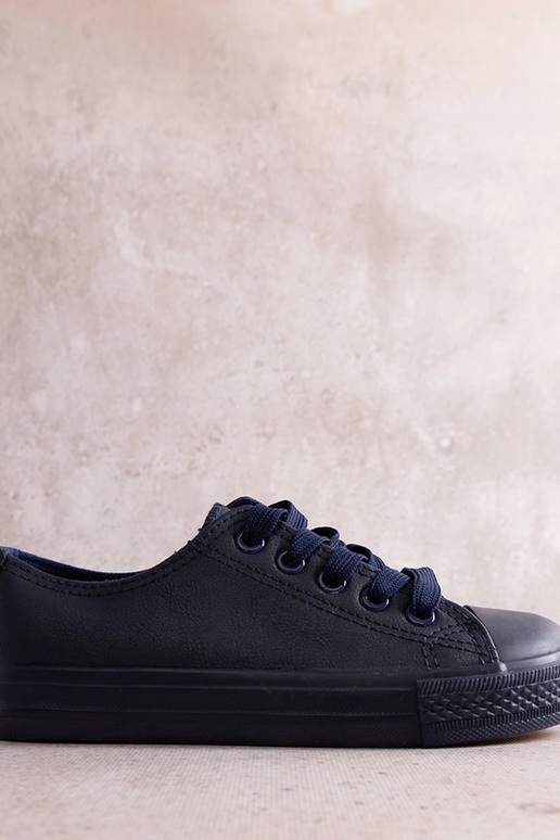 Tênis infantil azul marinho em couro... Tênis infantil azul marinho em couro...