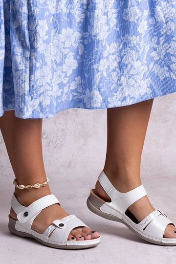 Sandália plataforma branca...