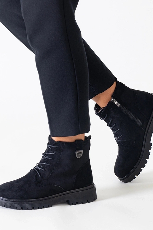 Botas de trabalho pretas de camurça...