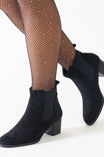 Botas pretas com inserções...