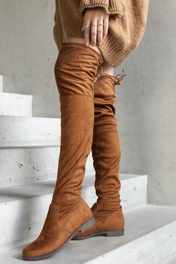 Botas marrons de camurça... 2