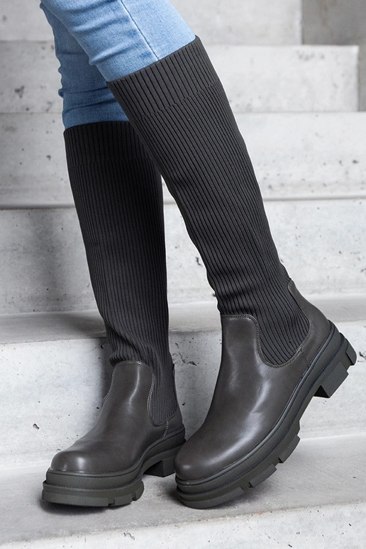 Botas verdes slip-on com parte...