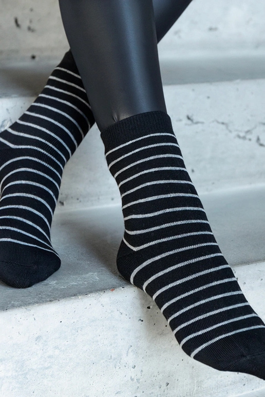 Meias quentes pretas e brancas Sella Meias quentes pretas e brancas Sella