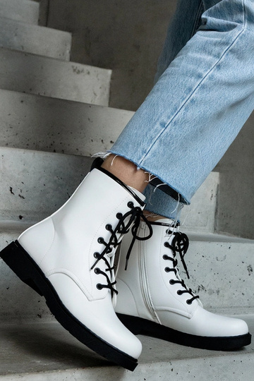 Botas brancas isolantes... 2