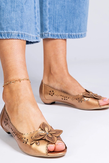 Balerinas douradas com... 2