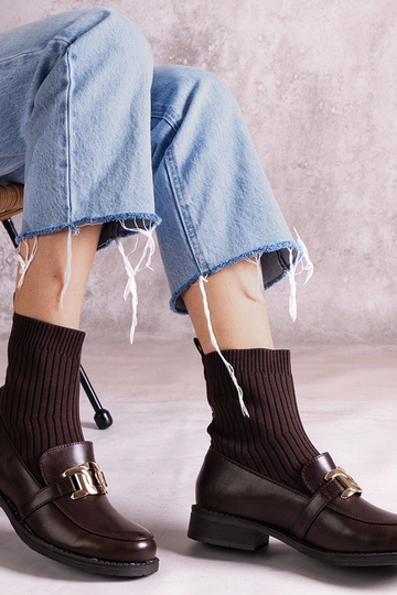 Botas marrons com cano de... 2