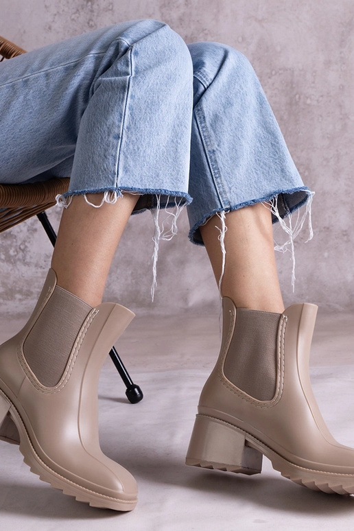 Botas de borracha bege com salto Surien