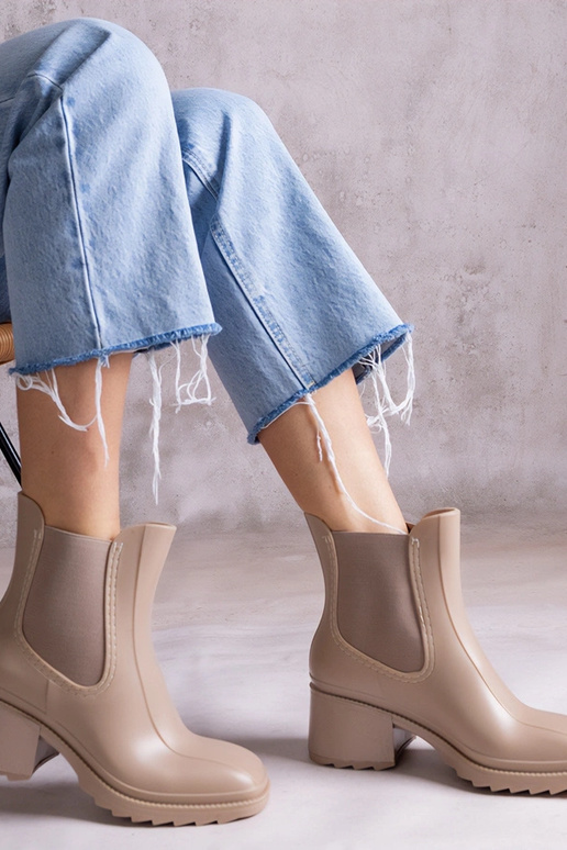 Botas de borracha bege com salto Surien