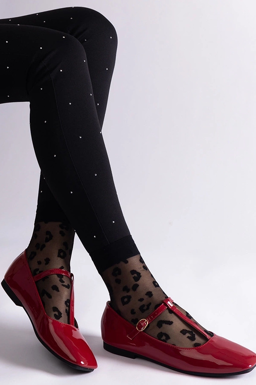 Sapatilhas de balé vermelhas em...