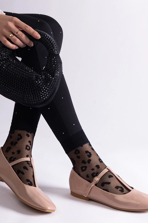 Sapatilhas de couro envernizado bege...