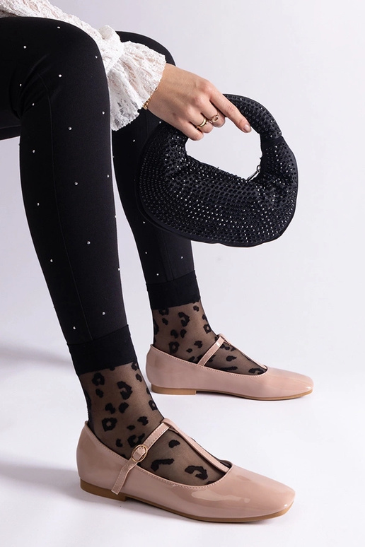 Sapatilhas de couro envernizado bege...