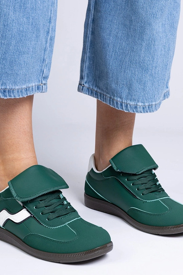 Tênis esportivos femininos...