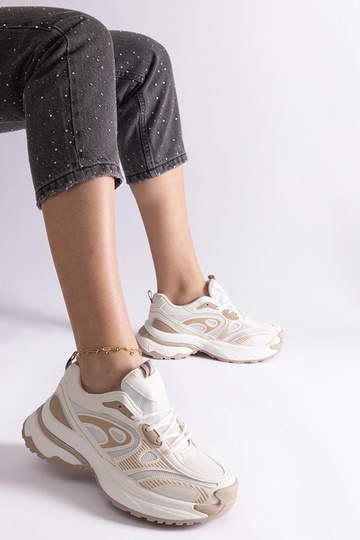 Tênis esportivo feminino...