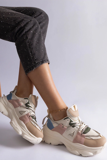 Tênis esportivos femininos...