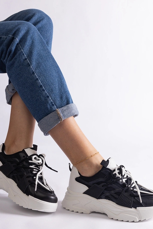 Tênis esportivo feminino Alva preto