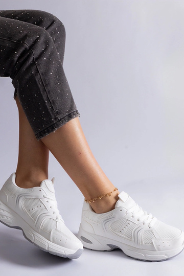 Tênis esportivo Ena branco 2